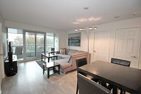 Executive 3BR next to Scotia Arena