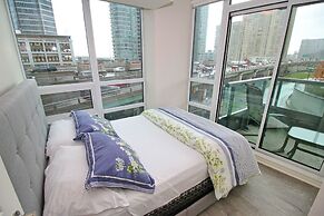 Executive 3BR next to Scotia Arena