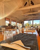 Devils Tower Lodge (Bed and Breakfast)