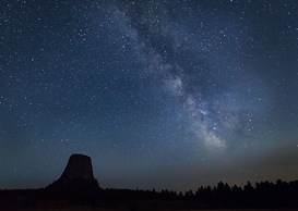 Devils Tower Lodge