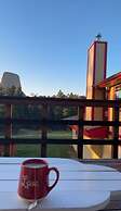 Devils Tower Lodge (Bed and Breakfast)