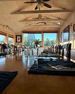 Devils Tower Lodge (Bed and Breakfast)