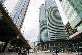 High-Rise Junior 2Br Condo downtown