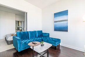 High-Rise Junior 2Br Condo downtown