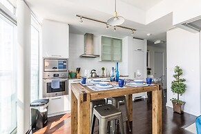 High-Rise Junior 2Br Condo downtown