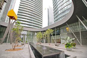 High-Rise Junior 2Br Condo downtown