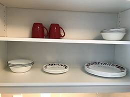 High-Rise Junior 2Br Condo downtown