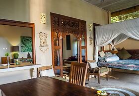 Devi's Place Tejakula