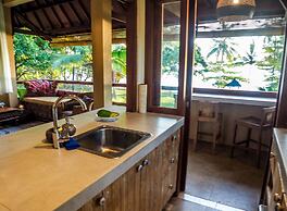 Devi's Place Tejakula