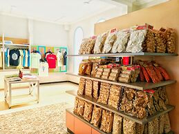 River Walk Urban Camping House