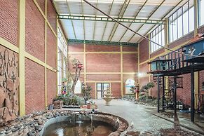 River Walk Urban Camping House