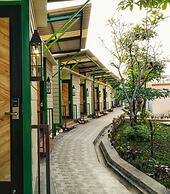 River Walk Urban Camping House