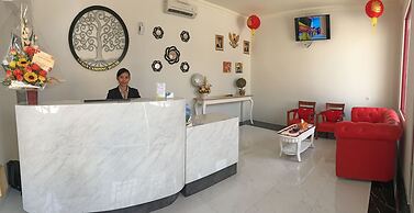 River Walk Urban Camping House