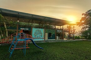 River Walk Urban Camping House