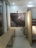 Natural House Hostel