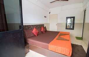 Hotel Travellers Inn