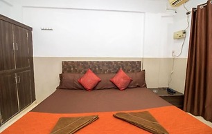 Hotel Travellers Inn