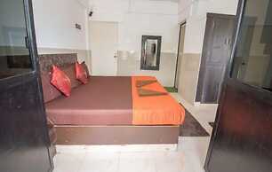 Hotel Travellers Inn