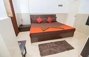 Hotel Travellers Inn