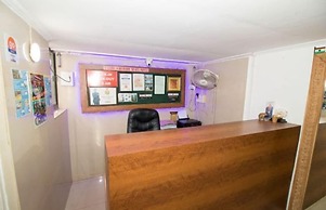 Hotel Travellers Inn