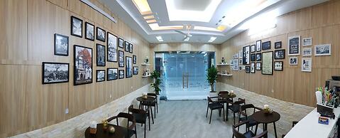 Charm House and Cafe