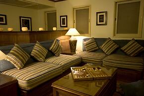 Dahabeya Queen Farida