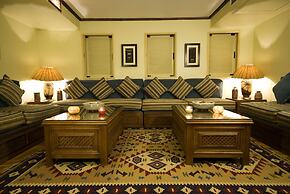 Dahabeya Queen Farida