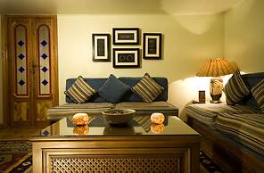 Dahabeya Queen Farida