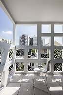 The Tropical Residence Serviced Homestay