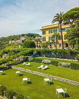 Villa Riviera Resort