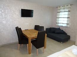 Hilda Apartments Rust