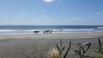 Salt Escapes Nicaragua - Bella Casas