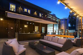 Bed & Barrel at Stonehouse Cellars