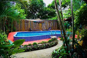 Cabinas D'Val Boutique Hotel