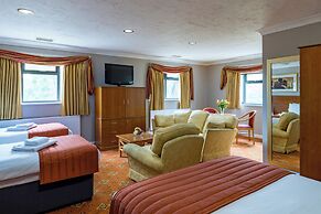 Lakeside International Hotel