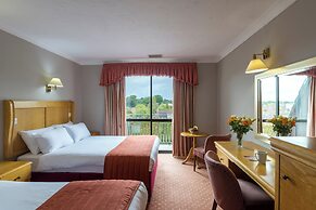 Lakeside International Hotel
