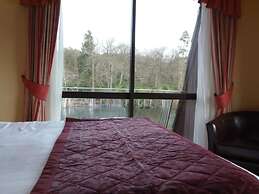 Lakeside International Hotel