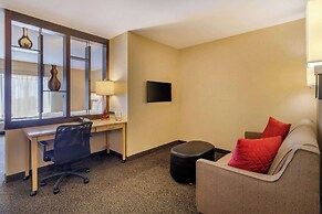 Cambria Hotel Fort Collins