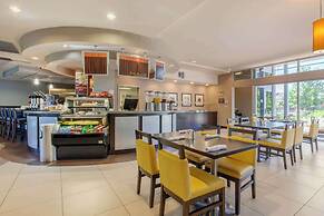 Cambria Hotel Fort Collins