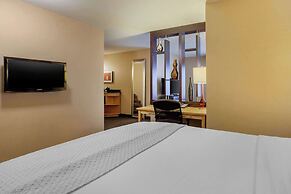 Cambria Hotel Fort Collins