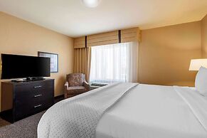 Cambria Hotel Fort Collins