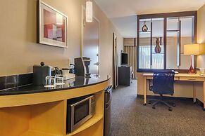 Cambria Hotel Fort Collins