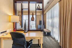 Cambria Hotel Fort Collins