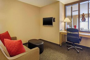 Cambria Hotel Fort Collins