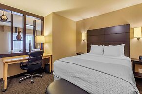 Cambria Hotel Fort Collins