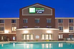 Holiday Inn Express & Suites Willcox by IHG