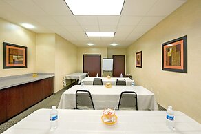 Holiday Inn Express & Suites Willcox by IHG