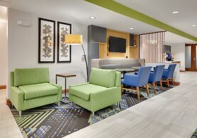 Holiday Inn Express Mitchell by IHG