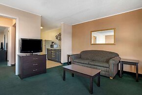 Rodeway Inn And Suites