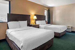 Rodeway Inn And Suites
